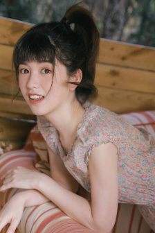韩国漂亮的女邻居